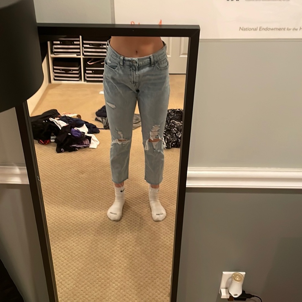 Old Navy boyfriend mid rise ripped jeans